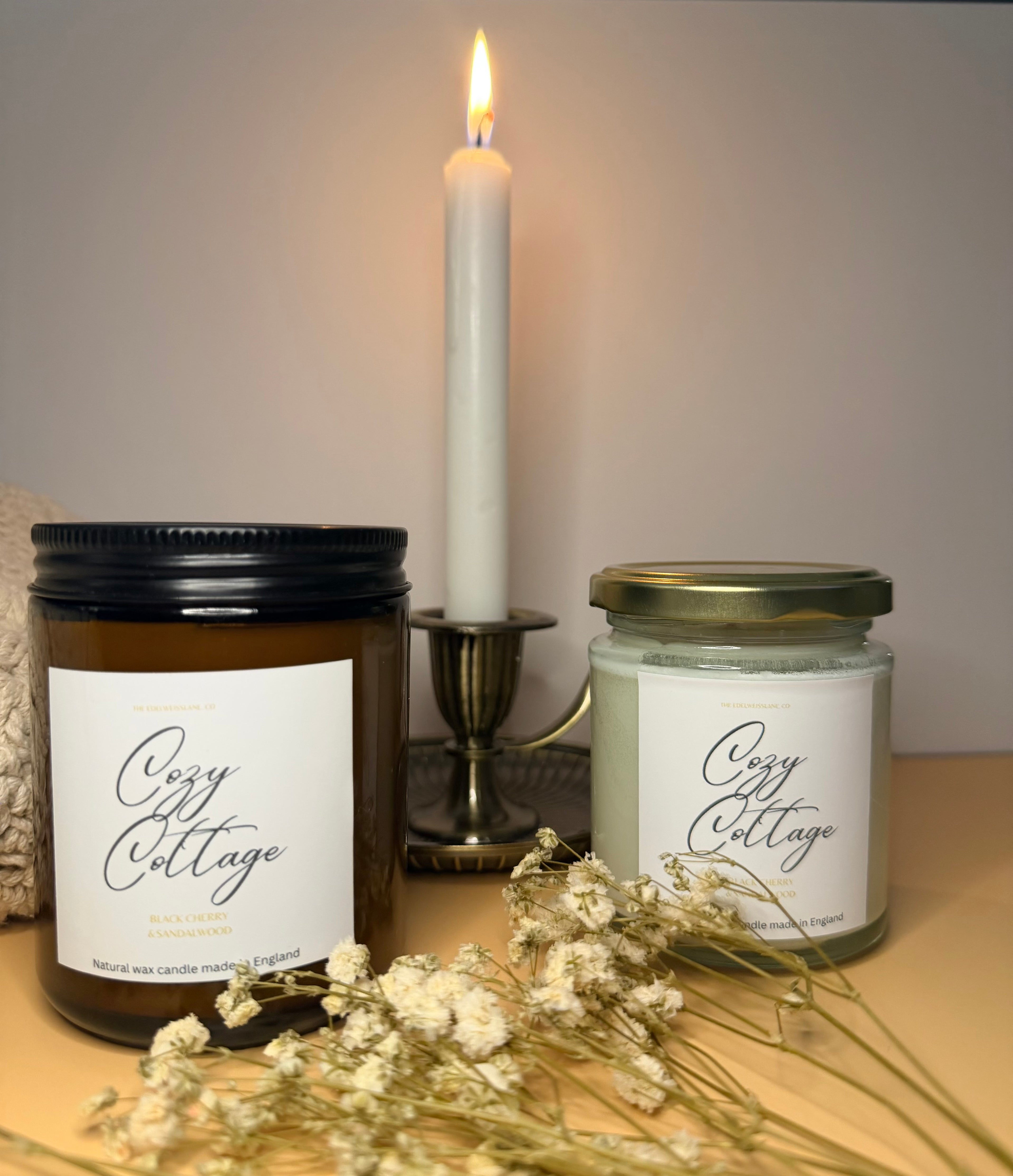 Cozy Cottage – Black Cherry & Sandalwood Scented Candle
