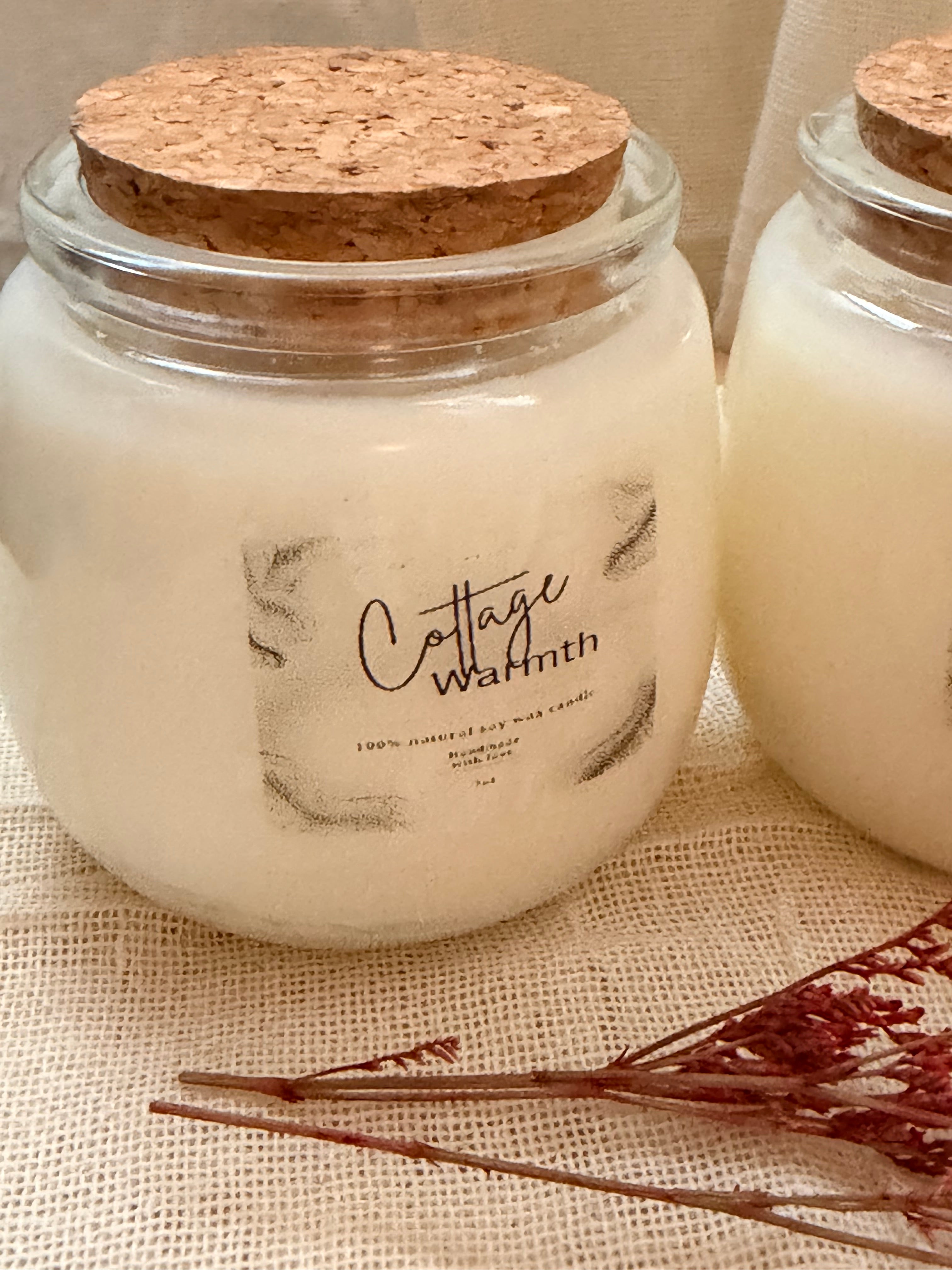 Cottage Warmth – Coconut Water, Hibiscus & White Musk Scented Candle