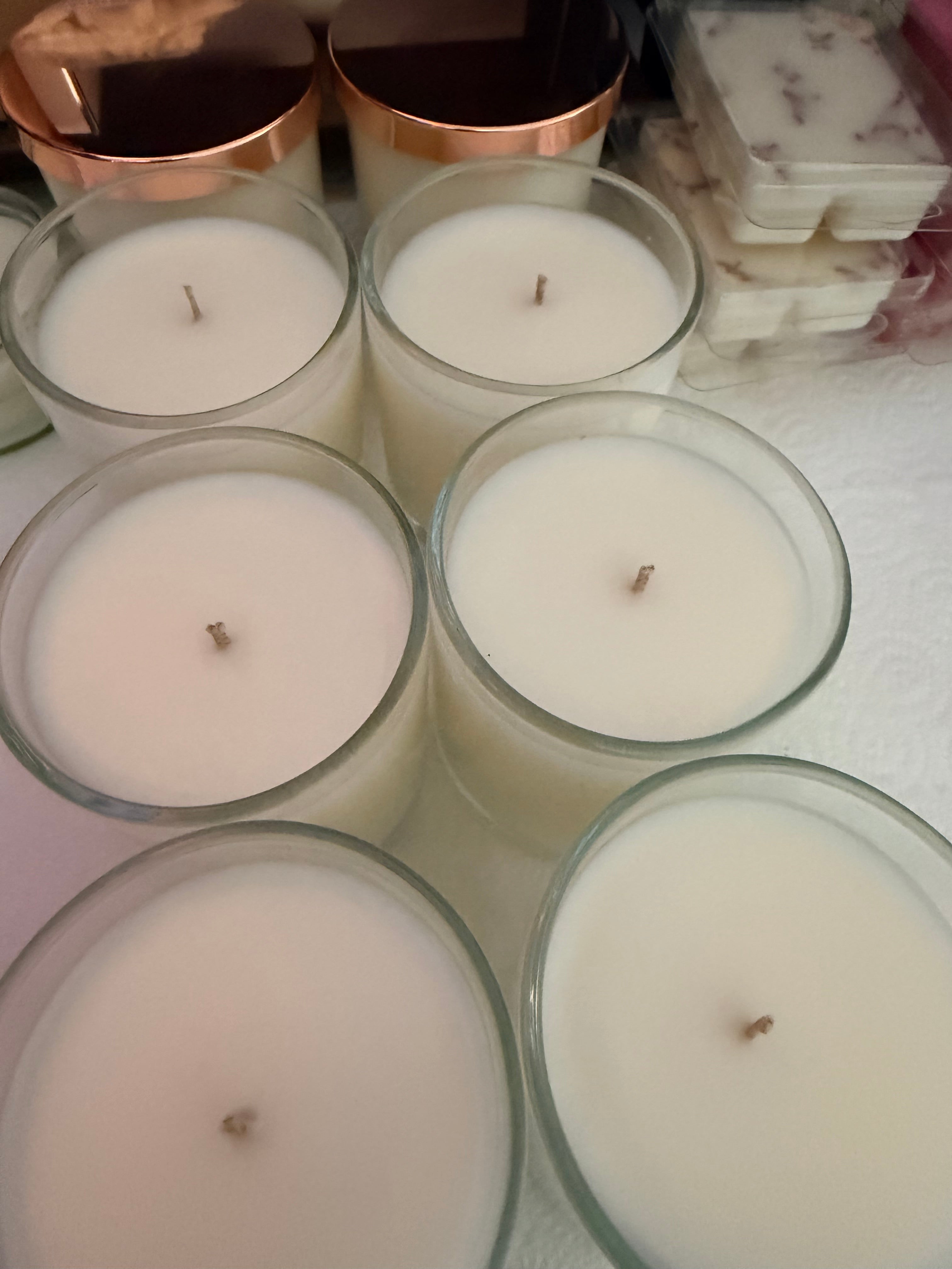 Warm Vanilla – Warm & Creamy Vanilla Scented Candle| Free wax melt with orders over £30| Personalised label option