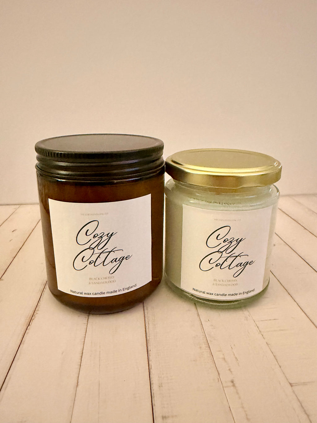 Cozy Cottage – Black Cherry & Sandalwood Scented Candle