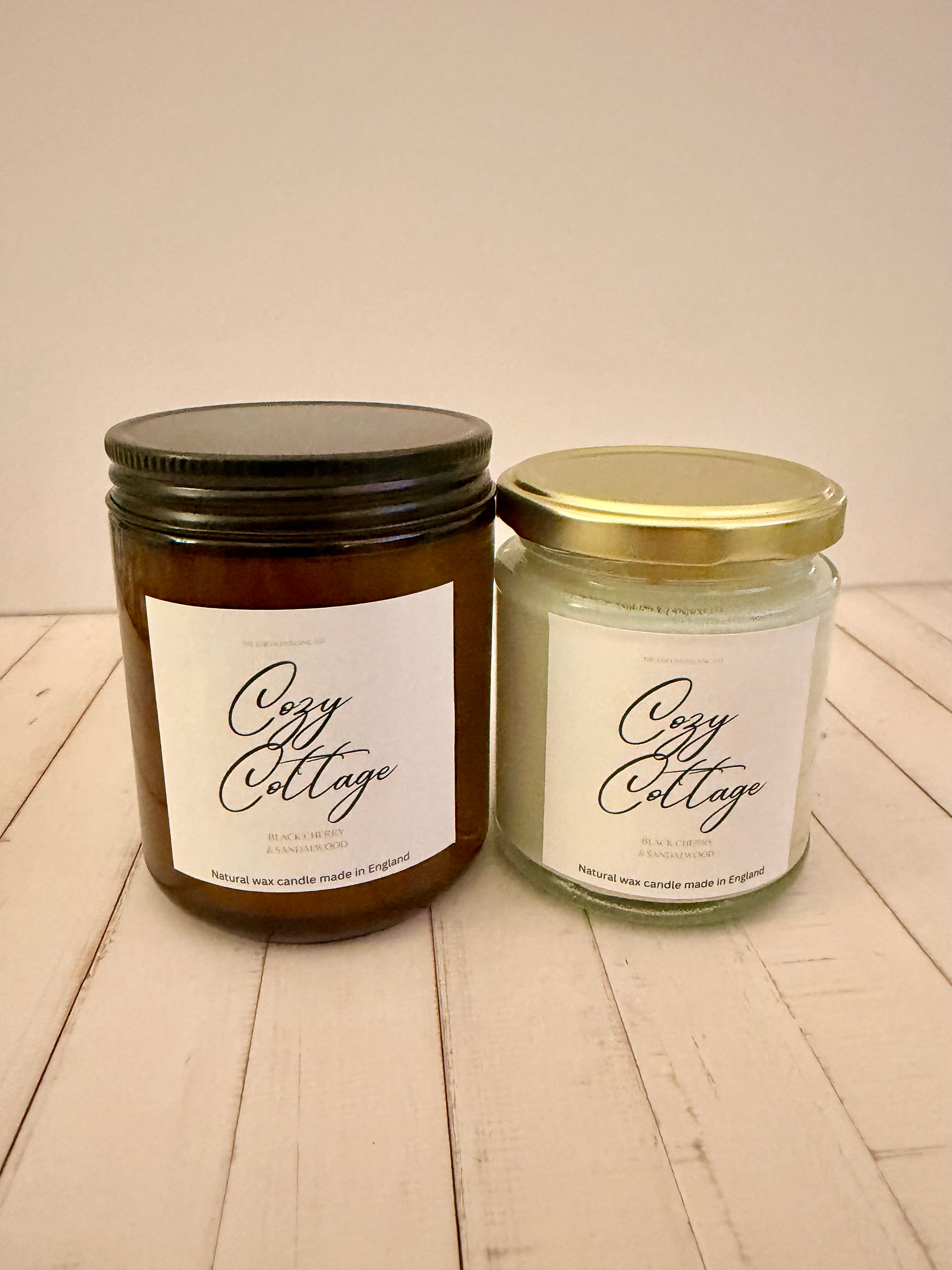 Cozy Cottage – Black Cherry & Sandalwood Scented Candle