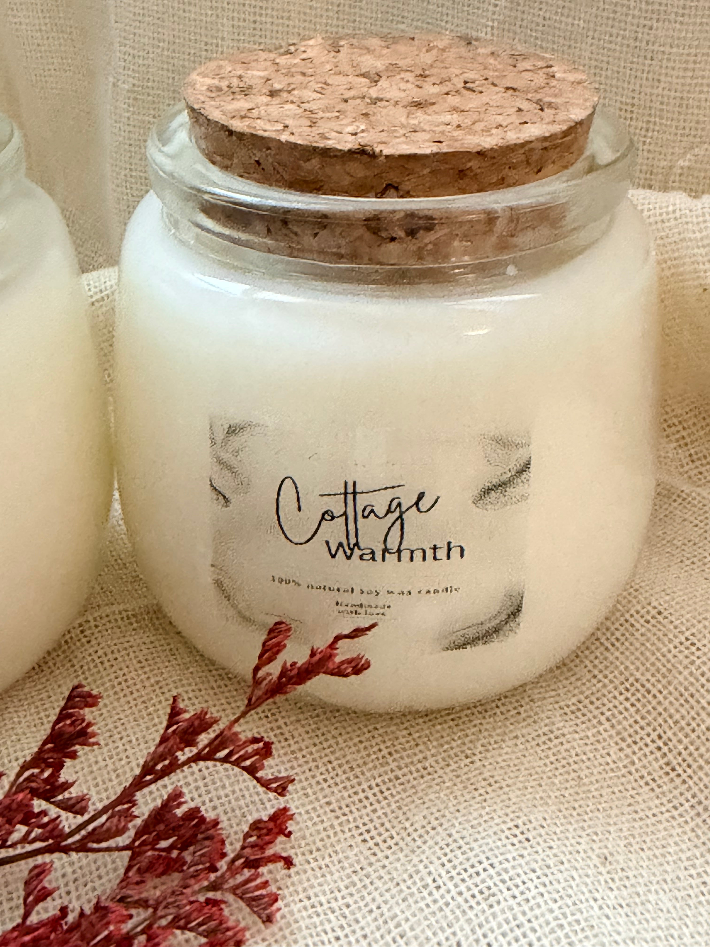 Cottage Warmth – Coconut Water, Hibiscus & White Musk Scented Candle