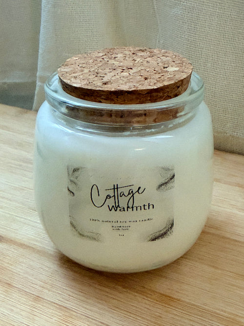 Cottage Warmth – Coconut Water, Hibiscus & White Musk Scented Candle